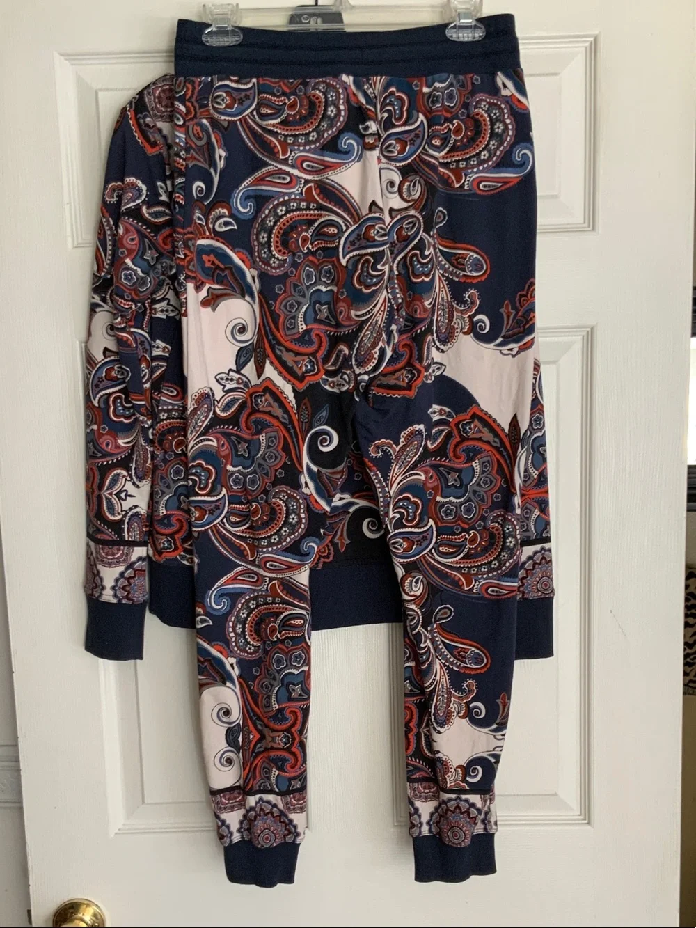 JOHNNY WAS Woman’s Paisley Hooded Sweat Jacket & Pants Set - Cute Paisley Print
